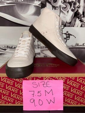 Vans Crockett High Decon sz 7.5 Men’s 9.0 Woman